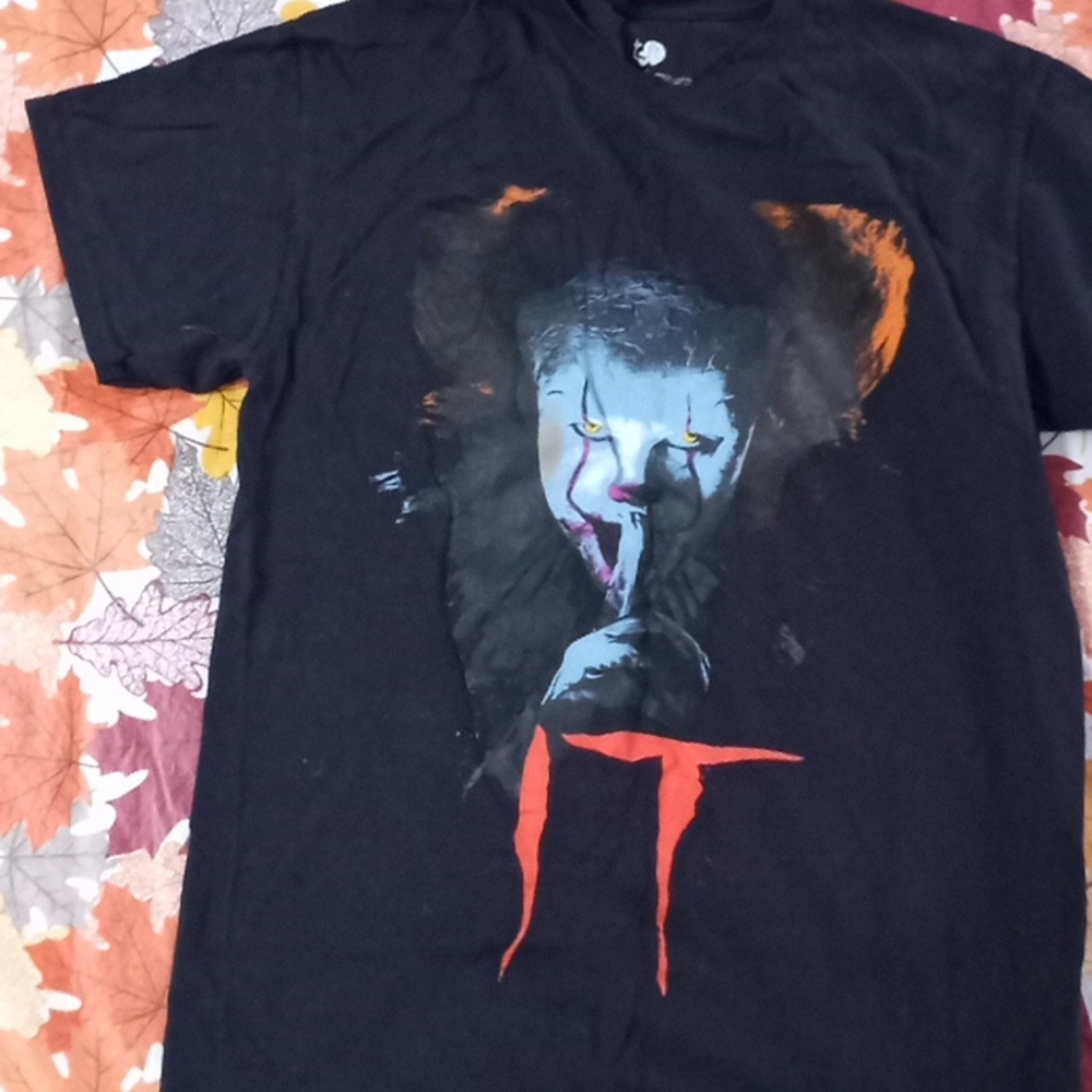 Black Medium T-shirt